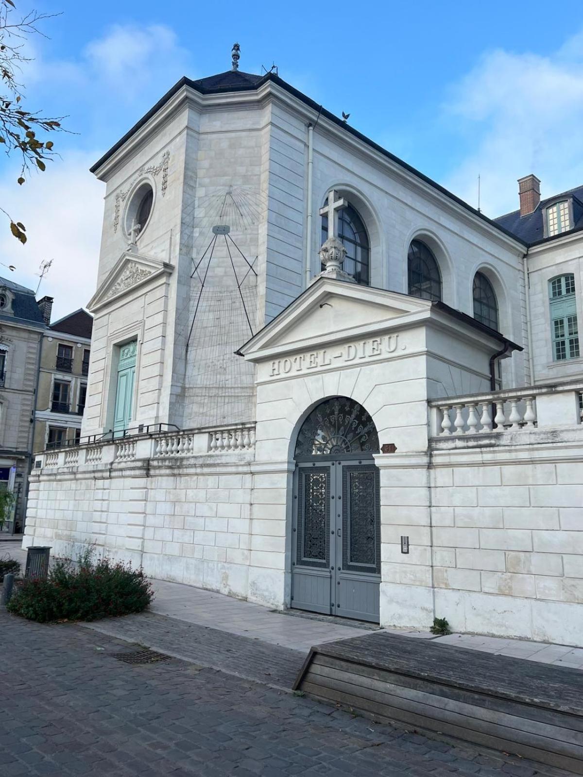 Hyper Centre Le Cozy Colbert Troyes Exterior foto